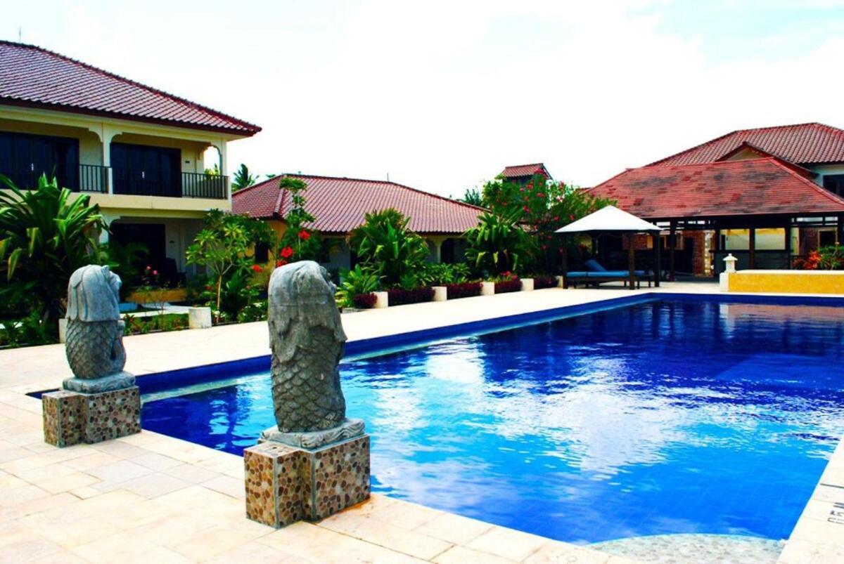 Lombok Beach Hotel Montongbuwoh Екстериор снимка