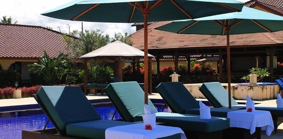 Lombok Beach Hotel Montongbuwoh Екстериор снимка