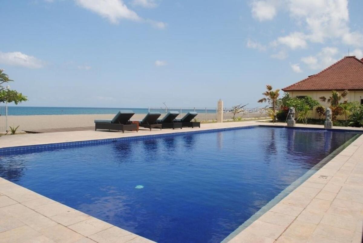 Lombok Beach Hotel Montongbuwoh Екстериор снимка